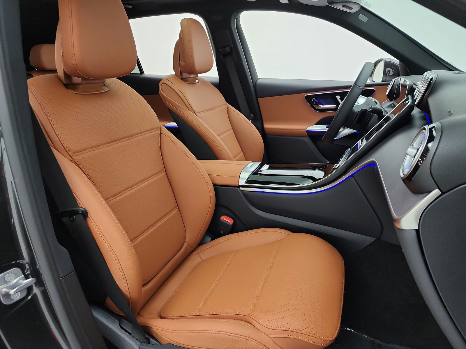 New 2027 Graphite Grey Metallic Mercedes-Benz GLC 300 SUV image 14