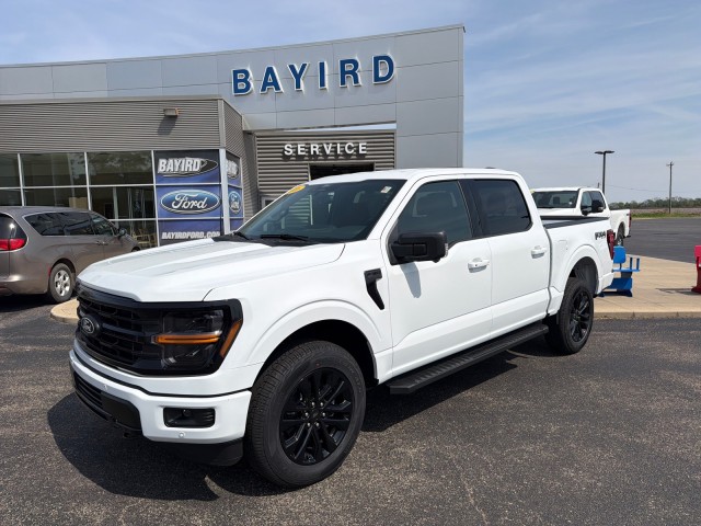 Oxford White 2026 Ford F-150 XLT SuperCrew 4WD Pickup Truck Four-Wheel Drive Automatic