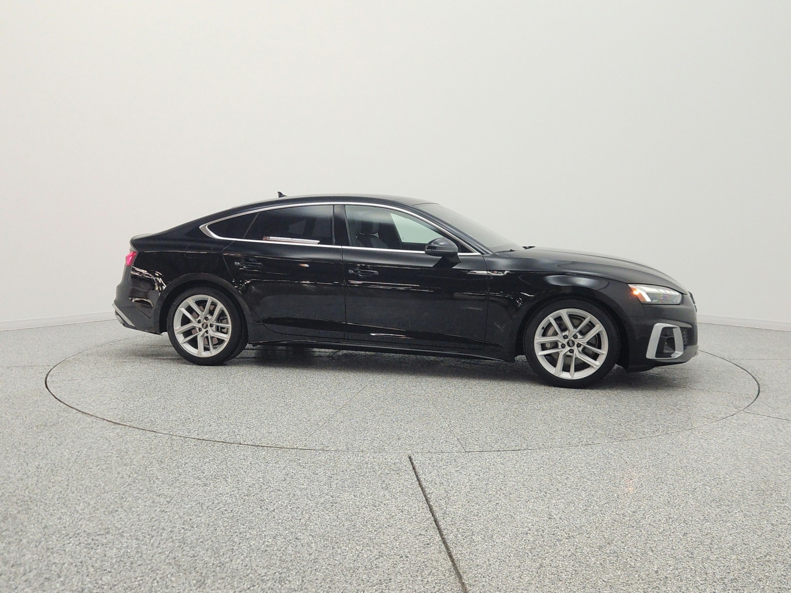 Used 2023 Mythos Black Metallic Audi S line Premium image 4