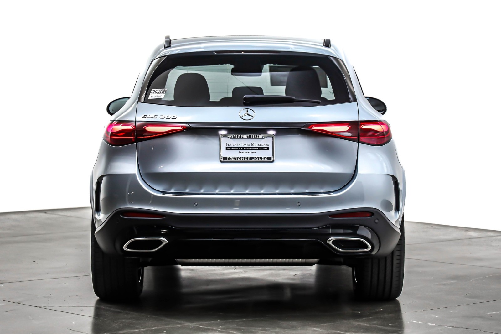 New 2026 Cirrus Silver Metallic Mercedes-Benz GLC 300 image 3