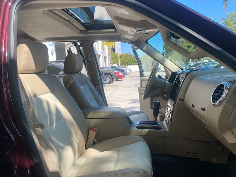 2008 Ford Explorer Sport Trac Limited LOW MILES 49,936 in , 