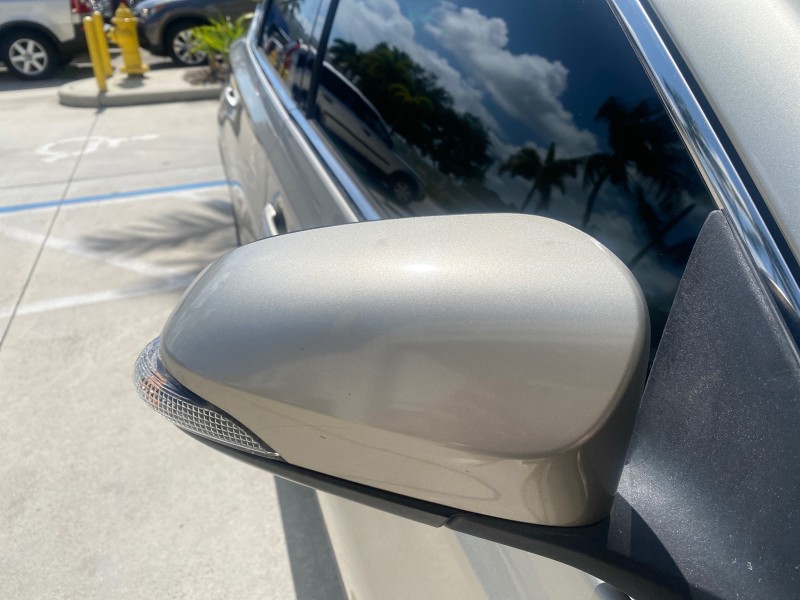 2013 Toyota Avalon XLE Premium LOW MILES 56,196 in , 