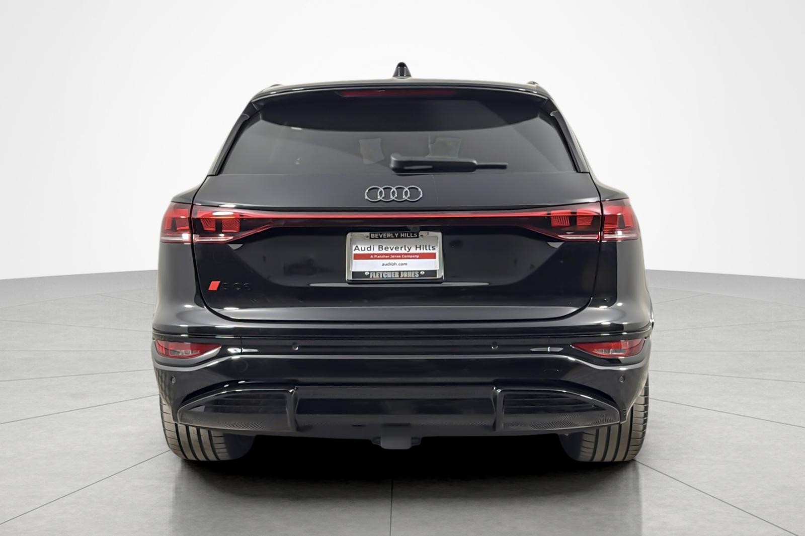 Certified Used 2025 Mythos Black Metallic Audi Prestige quattro image 4