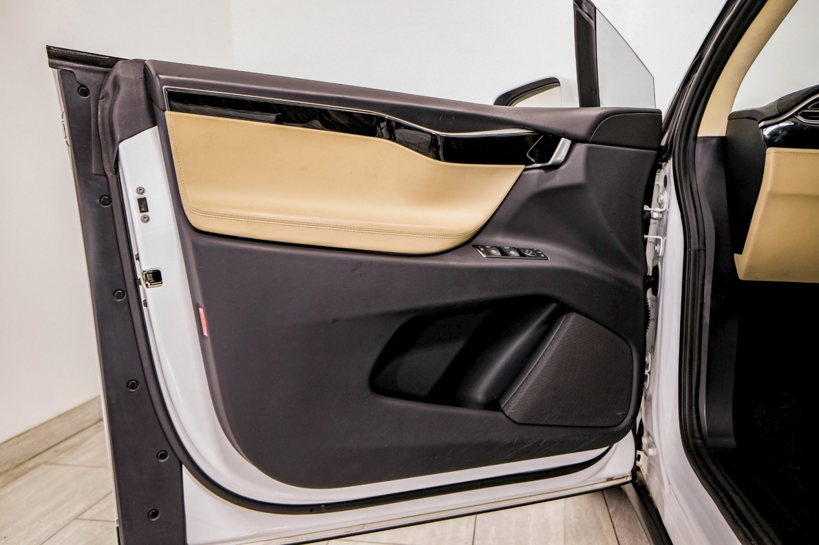 2016 Tesla Model X 75D NAVIGATION LEATHER SEATS REAR CAMERA KEYLESS S 45