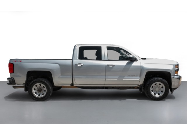 2017 Chevrolet Silverado 2500HD LT 5