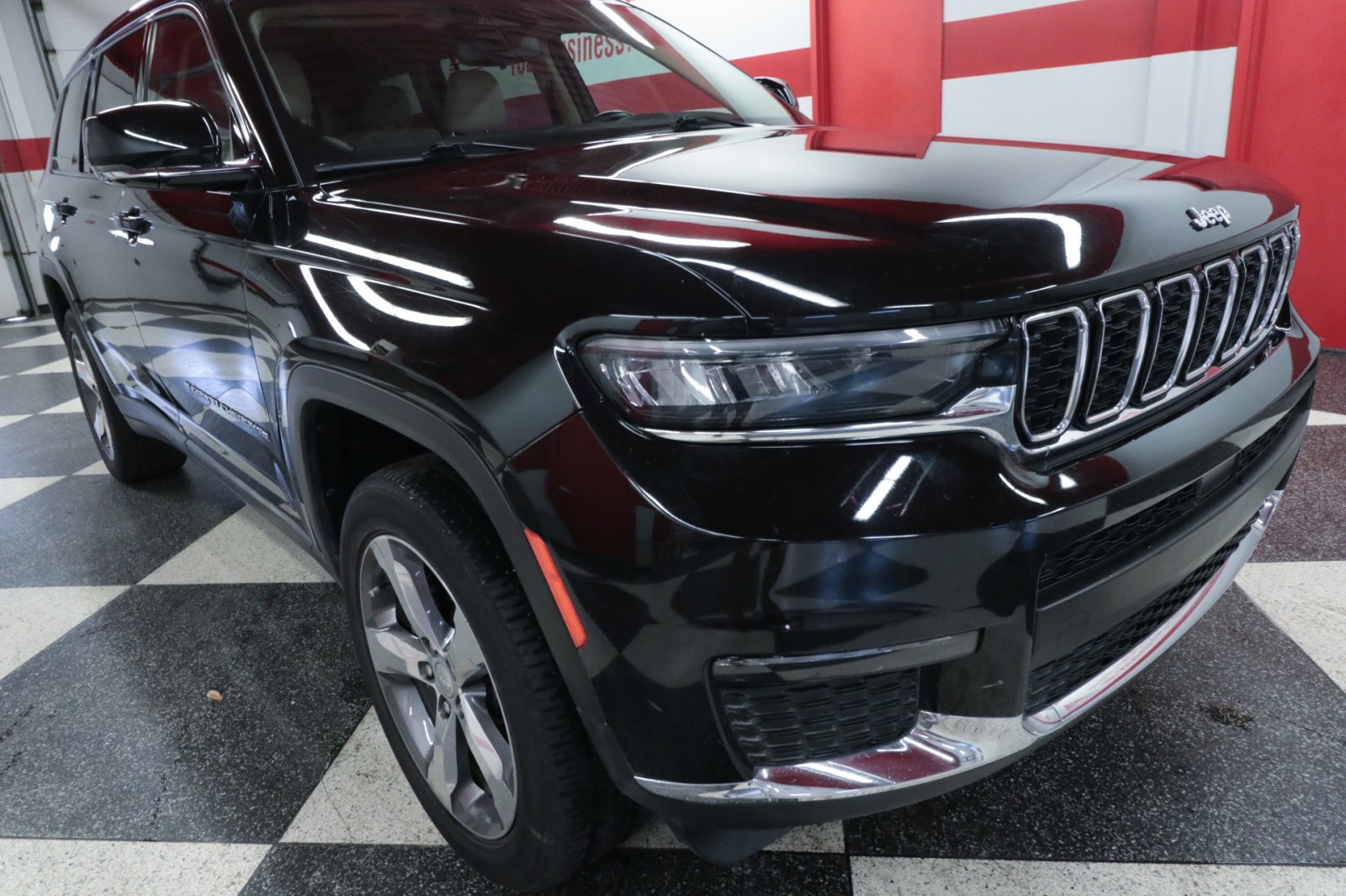 Used Car 2021 Jeep Grand Cherokee L  Limited For Sale Under $30,000 In Austin, Texas