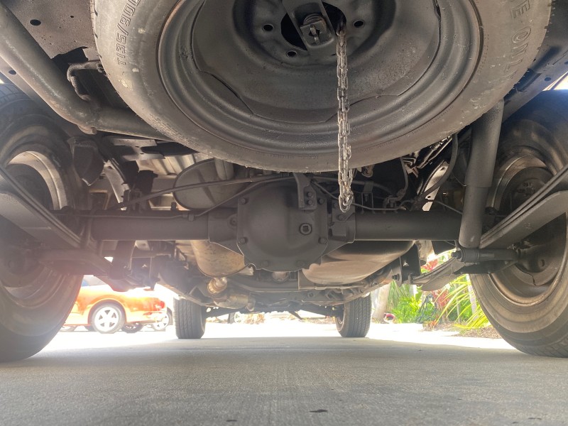 2002 Nissan Frontier 2WD XE XCAB 5 SPD AC 4 CYL in ,