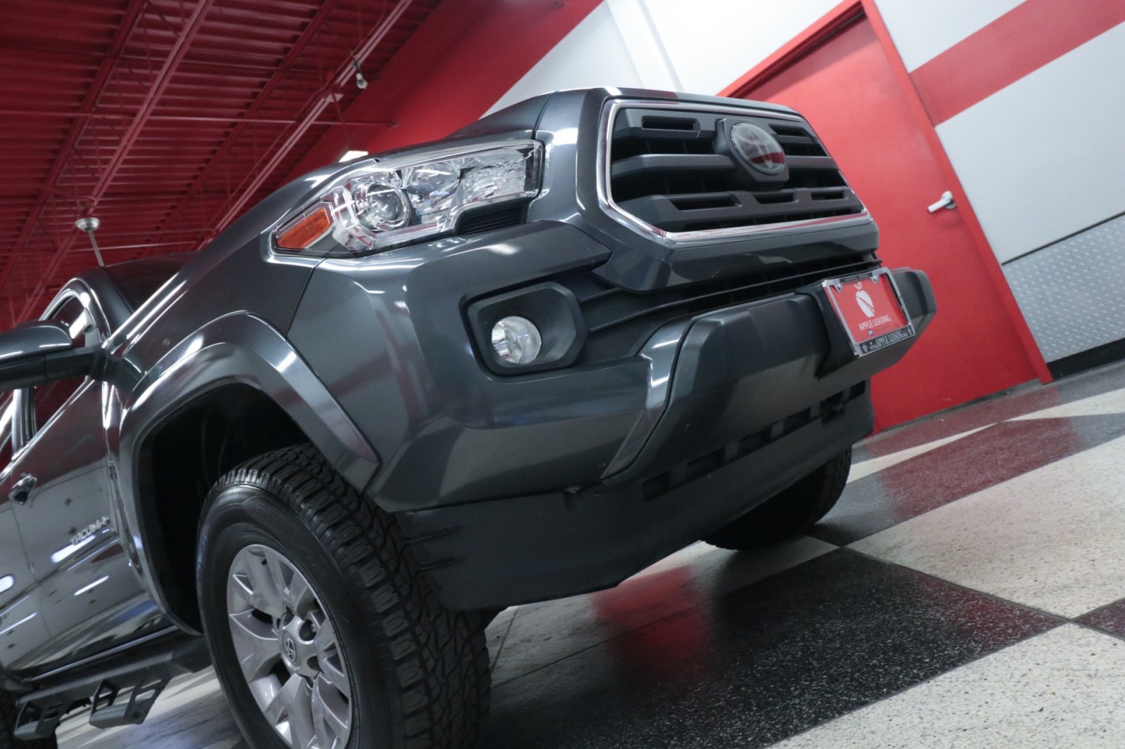 Used Car 2018 Toyota Tacoma  Sr5 For Sale Under $30,000 In Austin, Texas