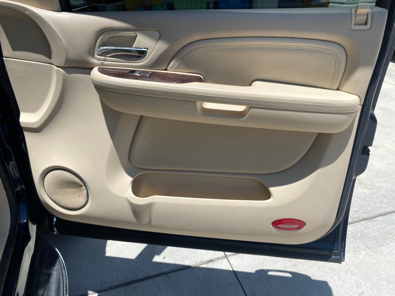 2007 Cadillac Escalade ESV SUNROOF AWD LOW MILES 47,118 in , 