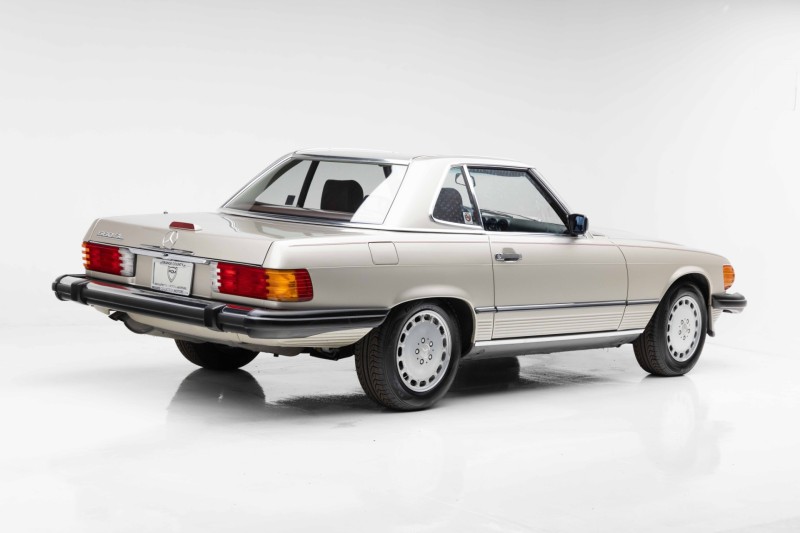 1989 Mercedes-Benz 560-Series 560 SL in ,