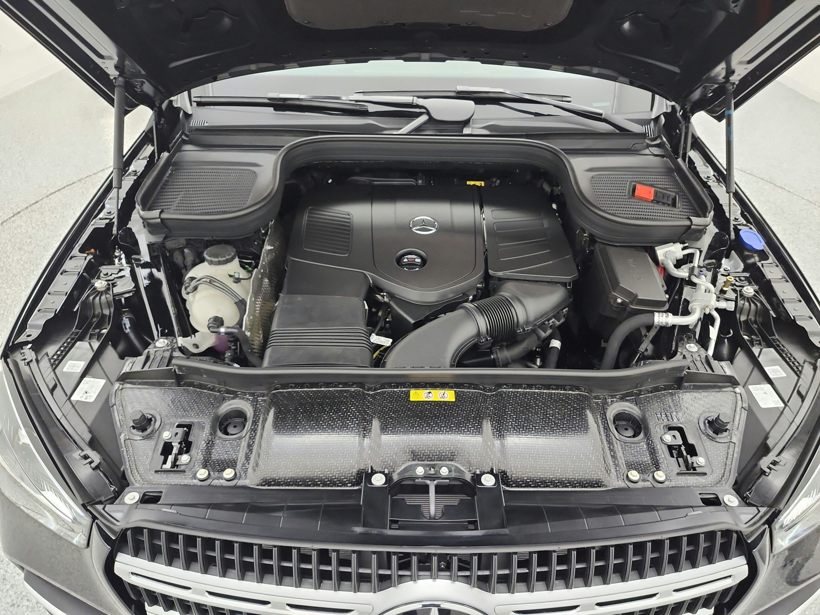 New 2026 Black Mercedes-Benz GLE 350 image 12
