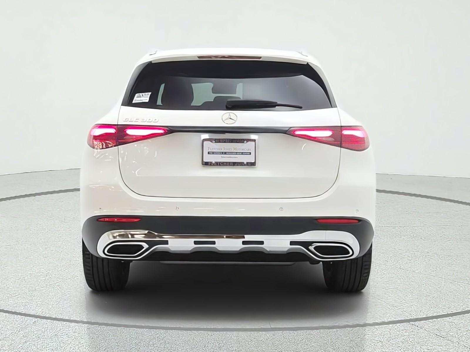 New 2027 Polar White Mercedes-Benz GLC 300 SUV image 6