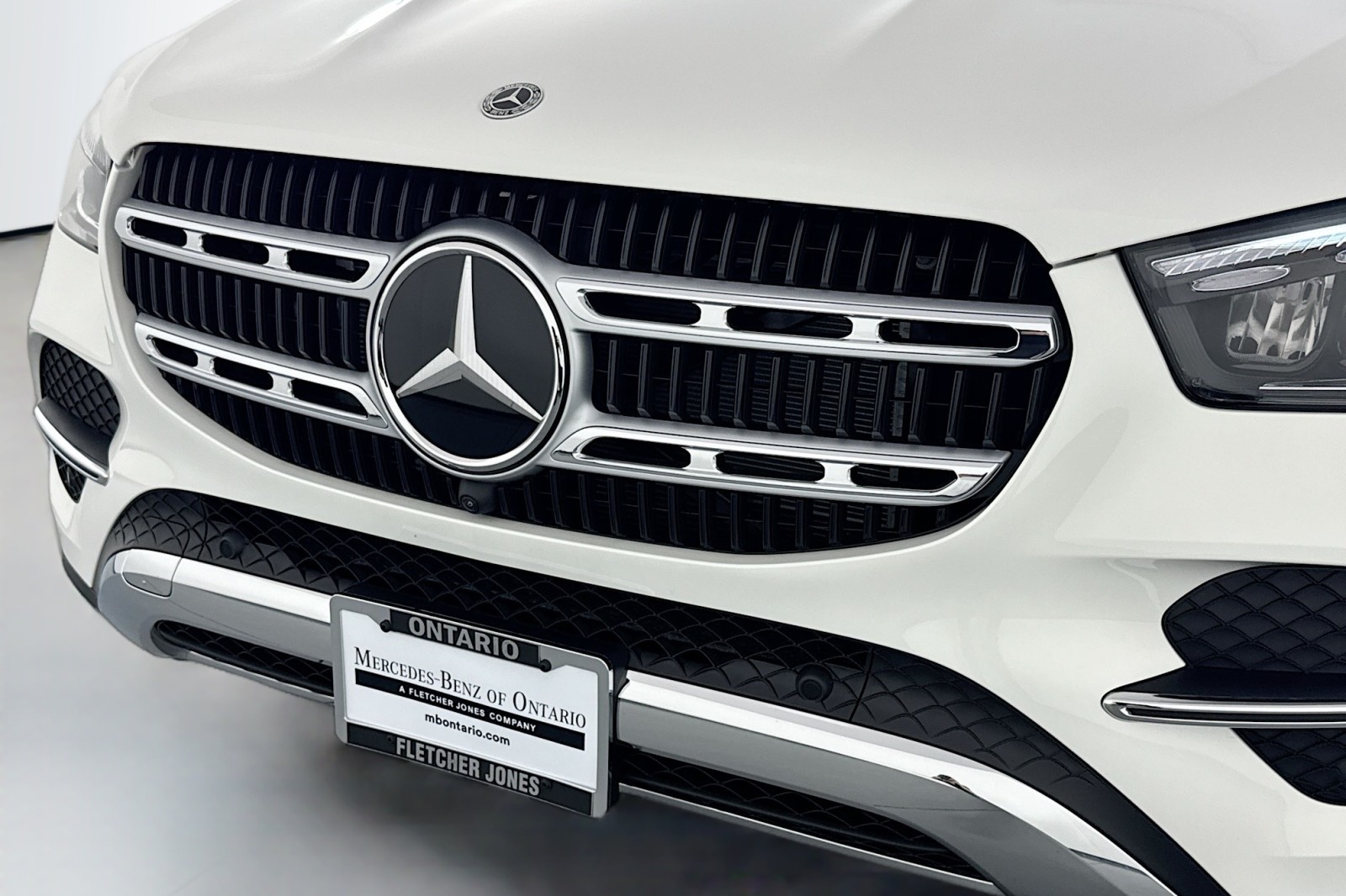 New 2026 Polar White Mercedes-Benz GLE 350 4MATIC® SUV image 12