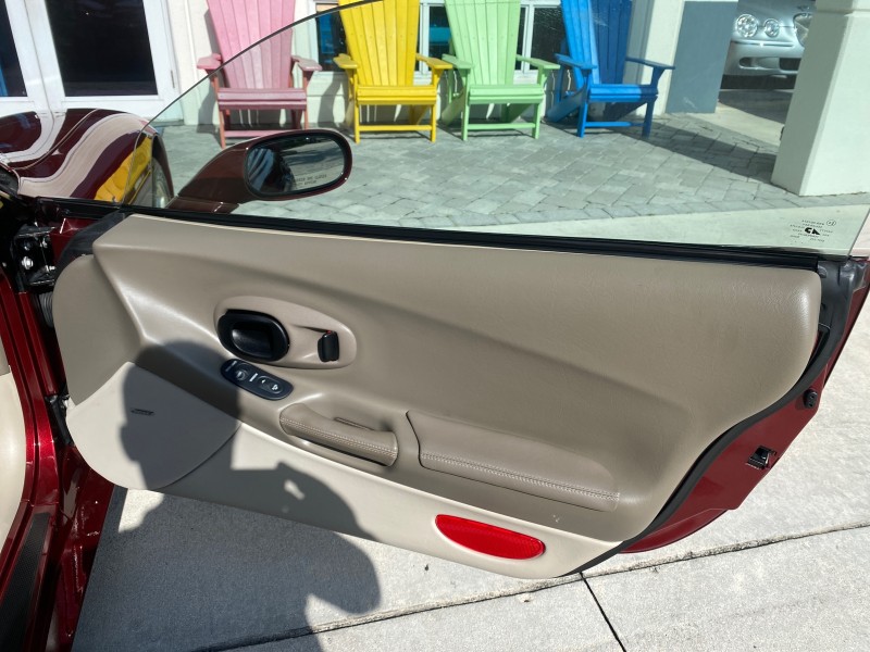 2003 Chevrolet Corvette 50TH CONVERTIBLE LOW MILES 6,742 in , 