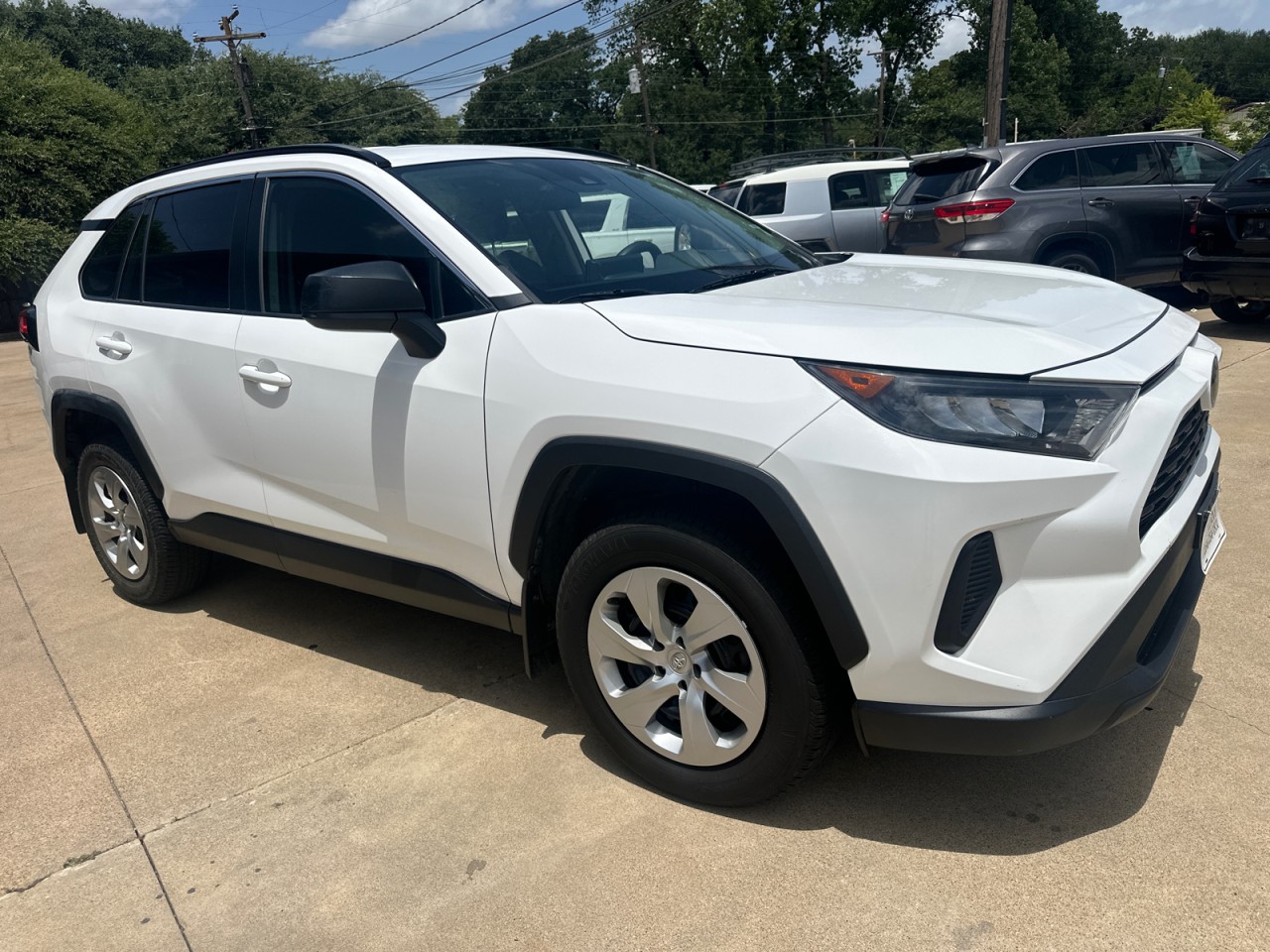 2020 Toyota RAV4 LE FWD