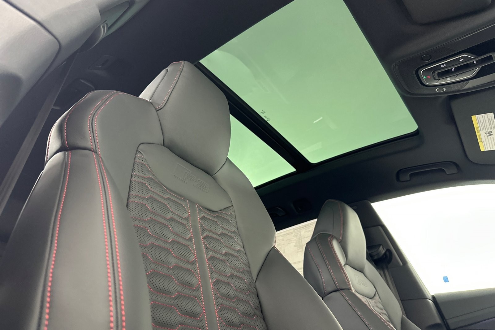 New 2026 Daytona Gray Pearl Effect Audi performance quattro image 16