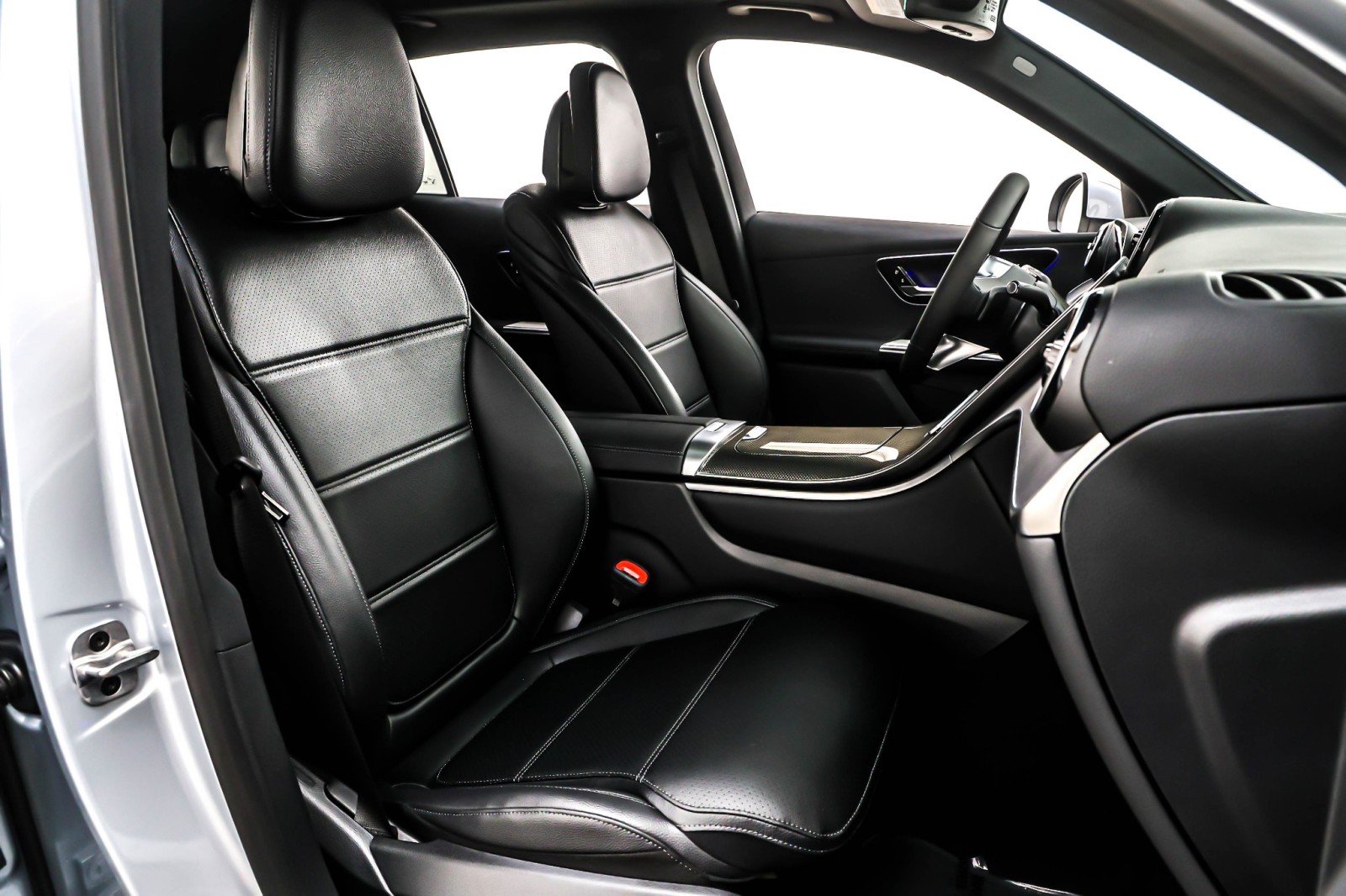 New 2026 Cirrus Silver Metallic Mercedes-Benz GLC 300 image 7