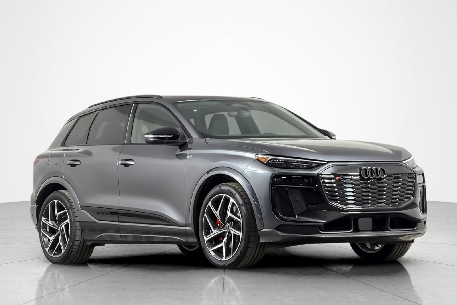 New 2027 Daytona Gray Pearl Effect Audi Premium Plus quattro image 2