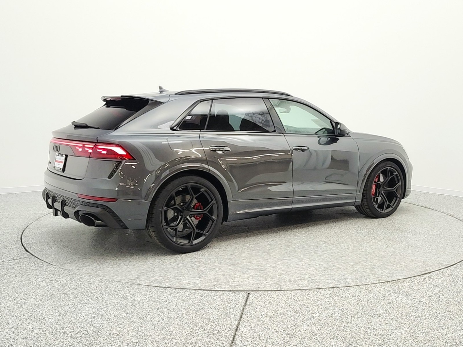 New 2026 Daytona Gray Pearl Effect Audi performance quattro image 5
