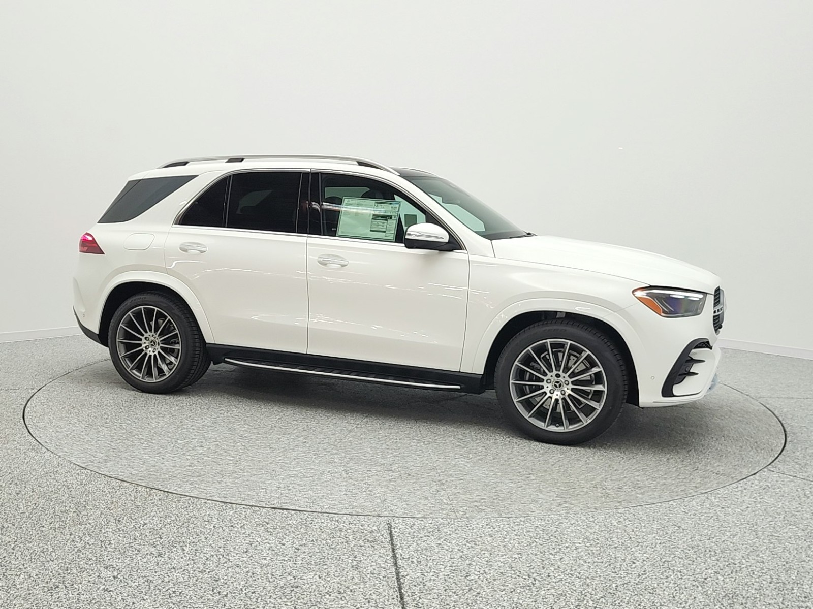 New 2026 Polar White Mercedes-Benz GLE 450 image 4