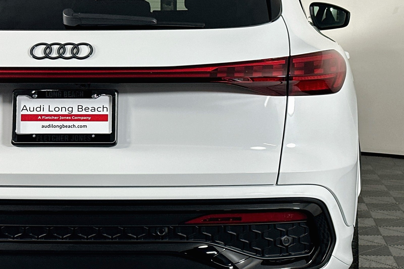 New 2026 Glacier White Metallic Audi Premium Plus image 16