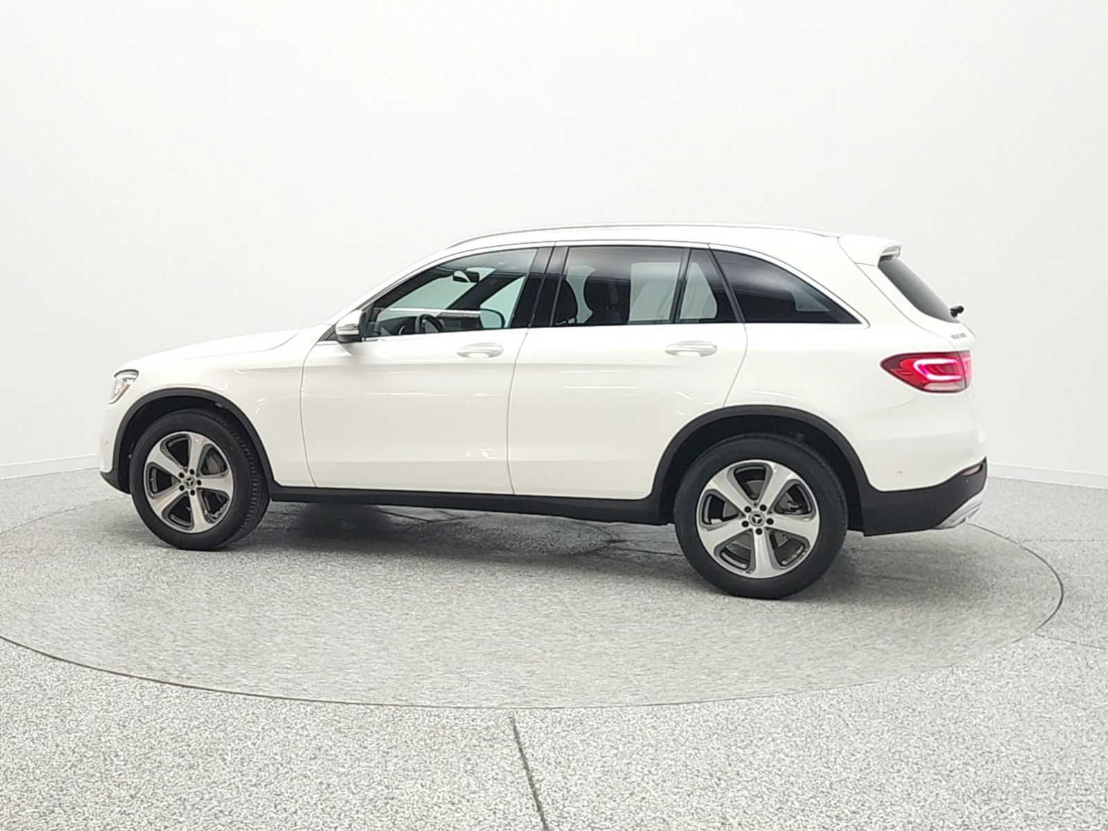 Certified Used 2022 Polar White Mercedes-Benz GLC 300 SUV image 8