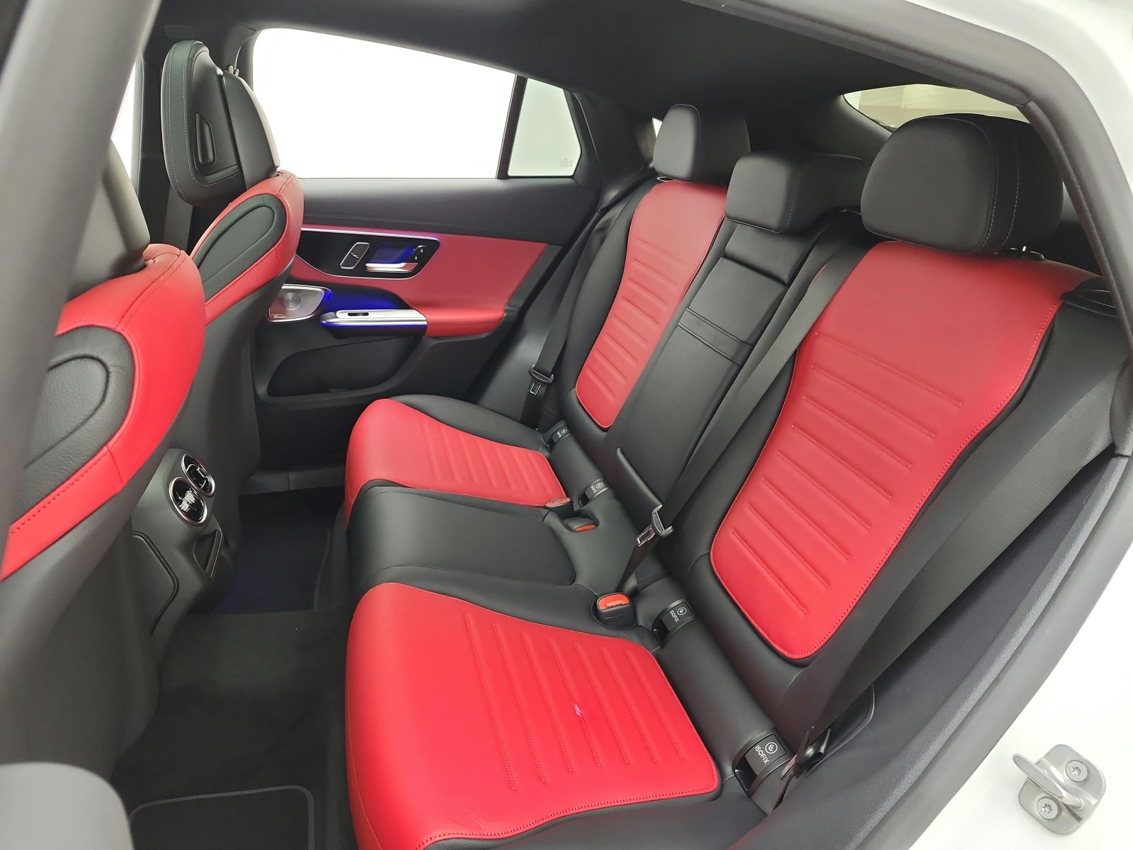 New 2027 Polar White Mercedes-Benz GLC 300 4MATIC® Coupe image 11