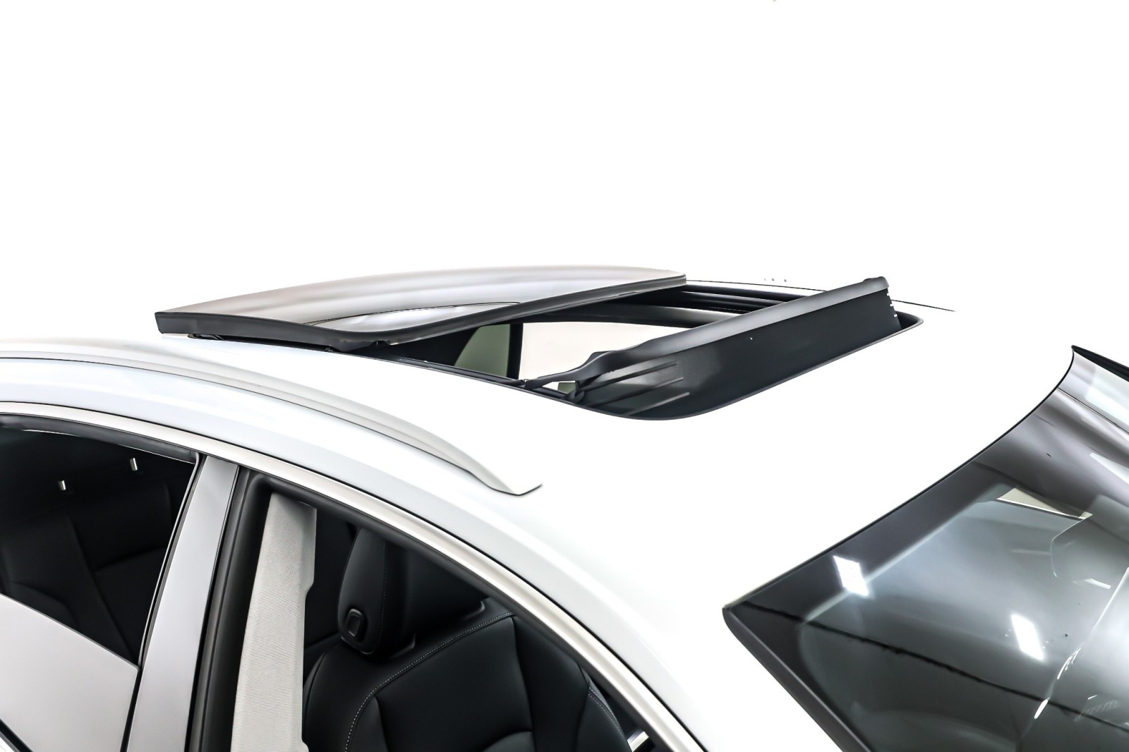 Used 2023 Glacier White Metallic Audi Premium Plus 55 TFSI quattro image 22