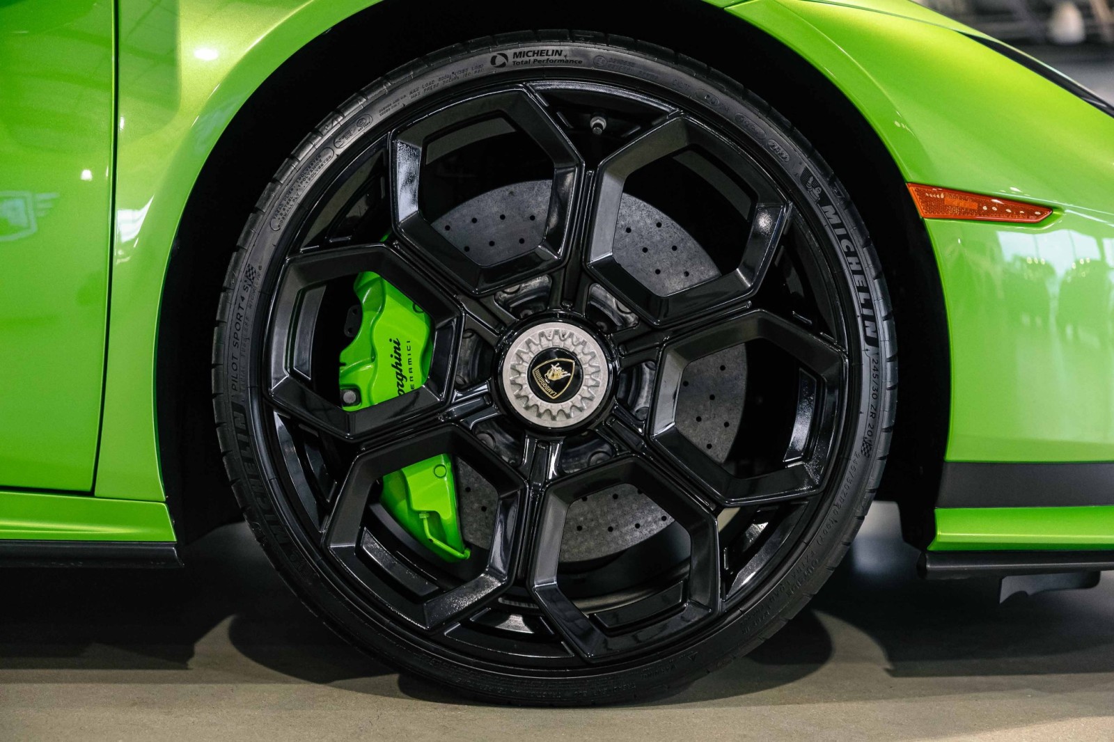 Used Car 2023 Lamborghini Huracan Tecnica  For Sale Under $320,000 In Boerne, Texas