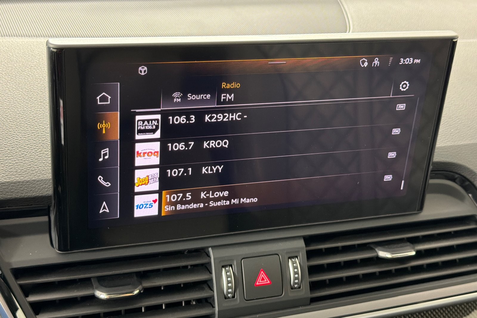 Used 2023 Ibis White Audi Premium Plus 3.0 TFSI quattro image 17