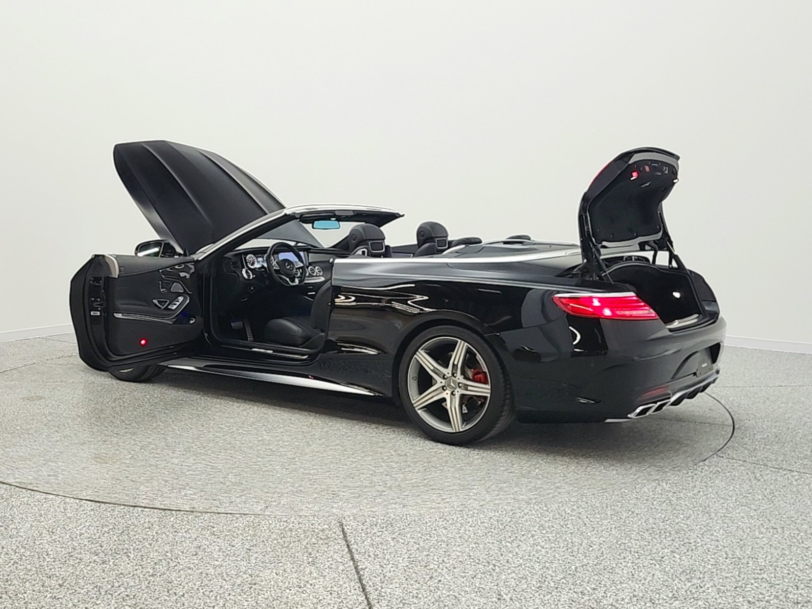 Used 2017 Black Mercedes-Benz AMG® S 63 4MATIC Cabriolet image 12