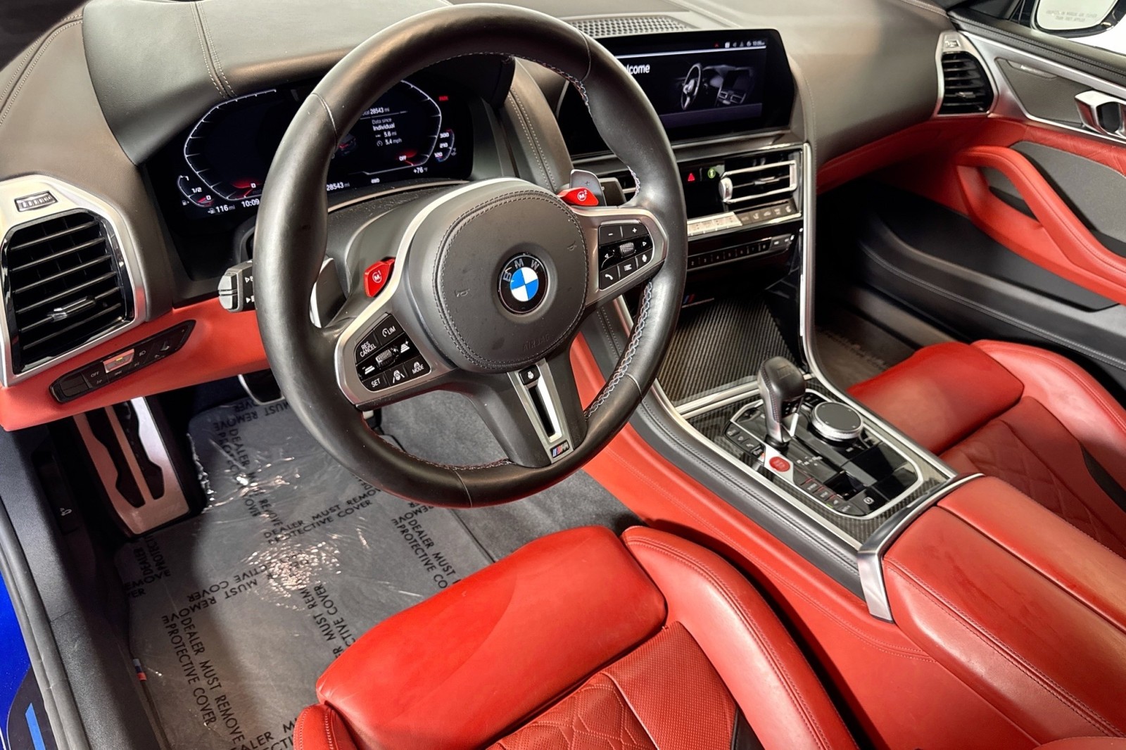 Used 2022 Marina Bay Blue Metallic BMW Competition image 9