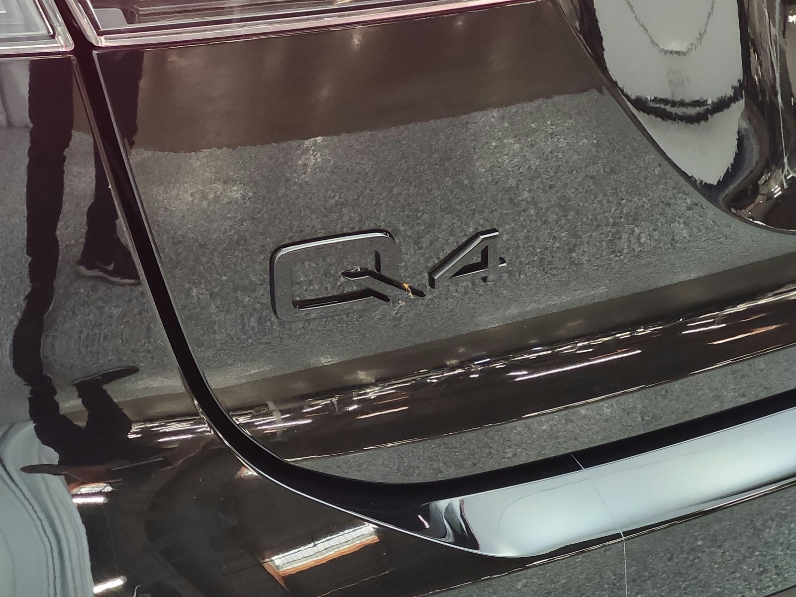 Used 2024 Mythos Black Metallic Audi Prestige 55 quattro image 24