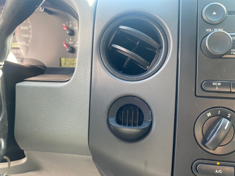 2006 Ford F-150 STX 4 DOOR LOW MILES 92,223 in ,