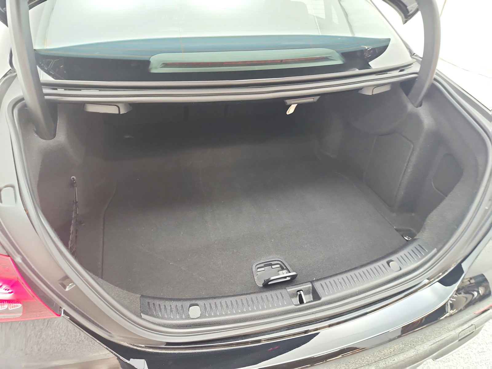 Used 2022 Black Mercedes-Benz E 450 4MATIC® Sedan image 22