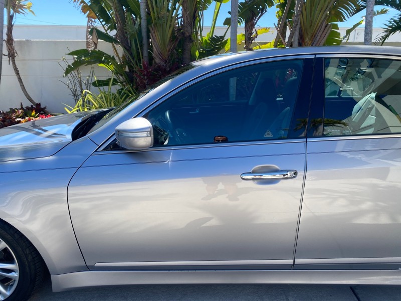 2012 Hyundai Genesis 3.8L SUNROOF PREM PKG in , 