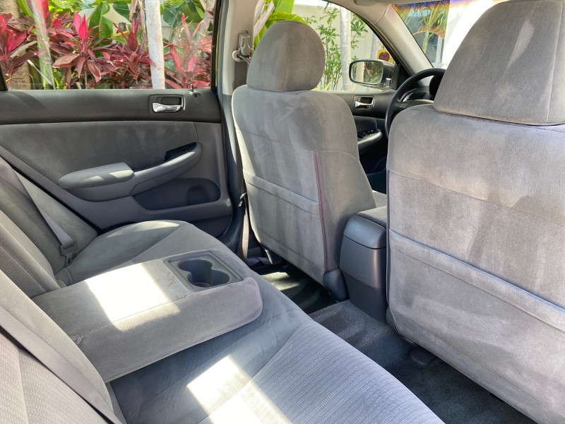 2004 Honda Accord Sdn LX LOW MILES 68,079 in , 