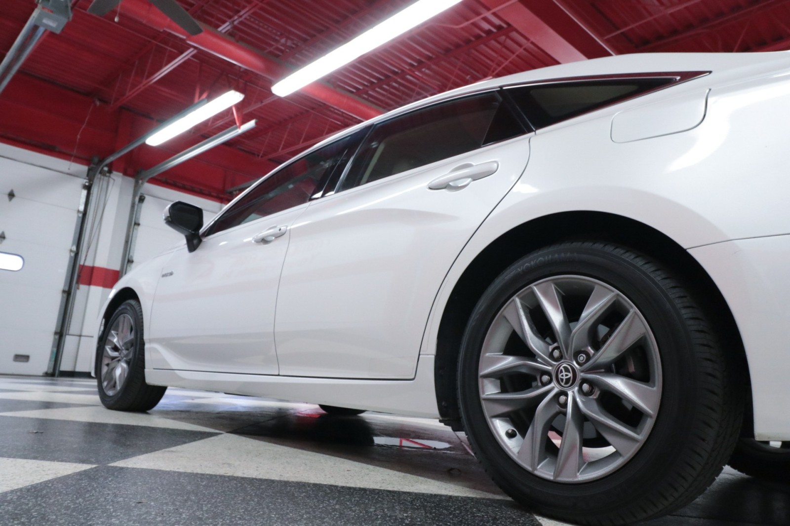 Used Car 2021 Toyota Avalon  Hybrid Xle For Sale Under $30,000 In Austin, Texas