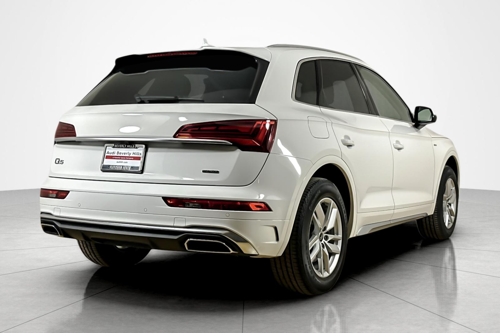 Used 2022 Ibis White Audi S line Premium 45 TFSI quattro image 10