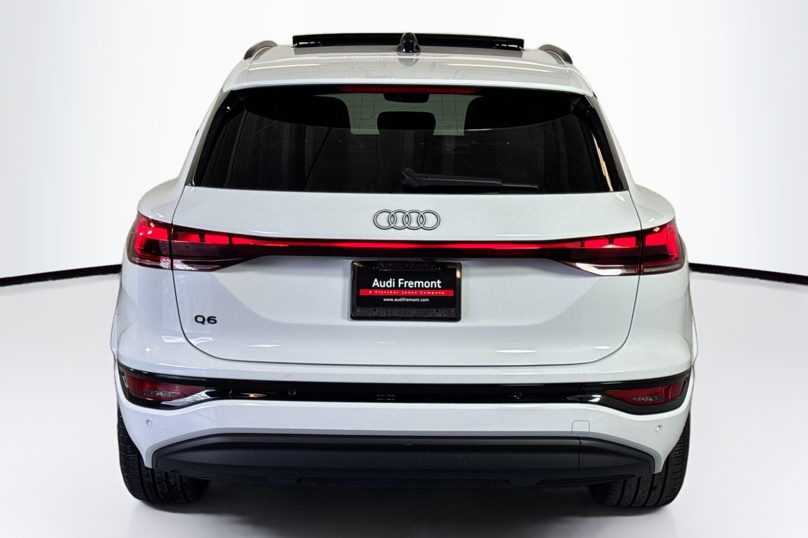 Used 2025 GLACIER WHITE Audi Premium image 6