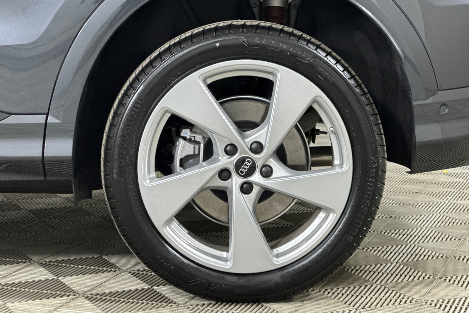 New 2025 Tambora Gray Metallic Audi Premium Plus 2.0 TFSI quattro image 23