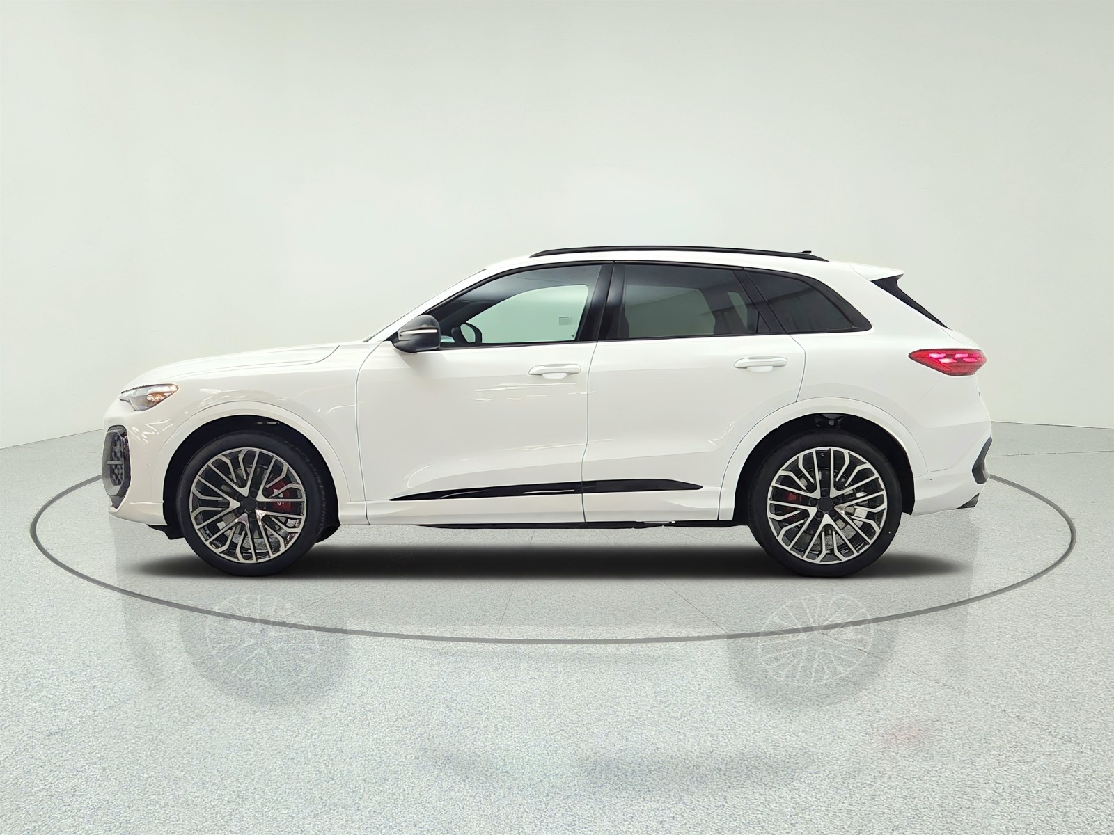 New 2026 Arkona White Audi Premium Plus 3.0 TFSI quattro image 8