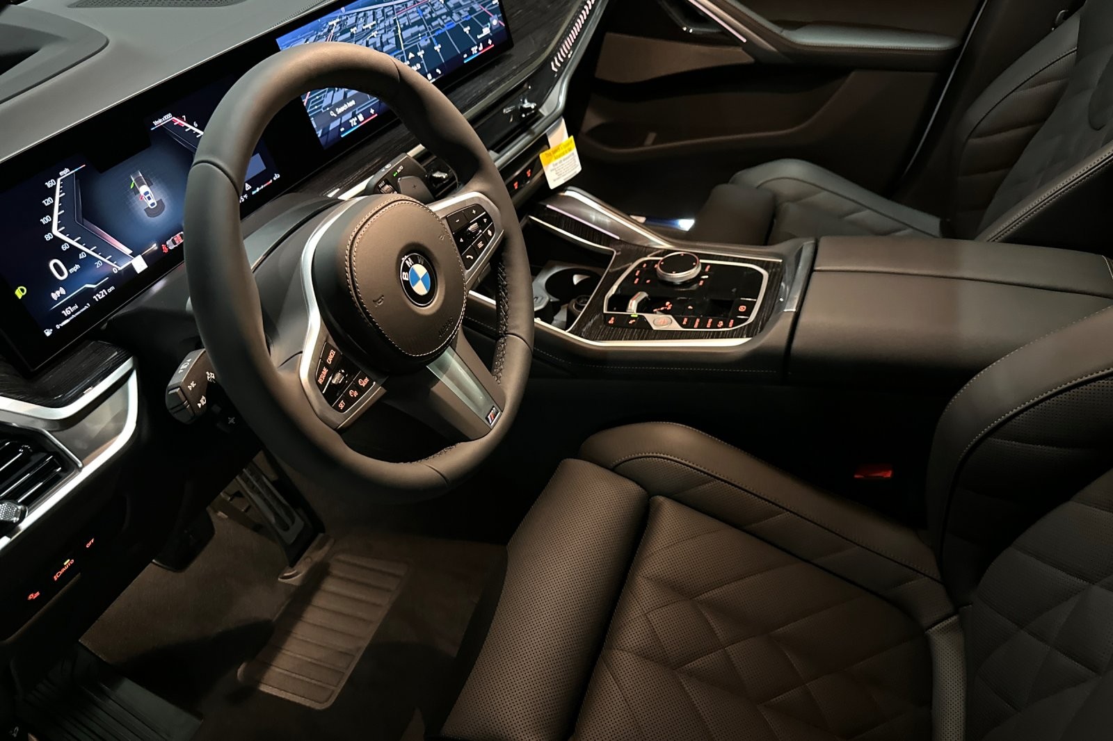 New 2027 Mineral White Metallic BMW xDrive40i image 9