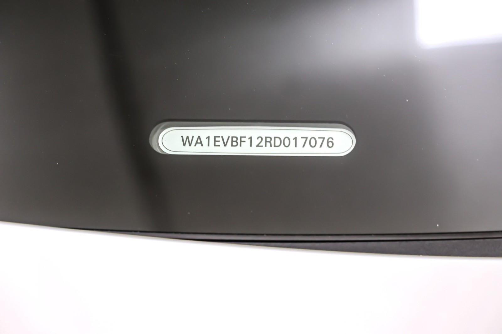 Used 2024 Glacier White Metallic Audi Premium Plus 55 TFSI quattro image 26