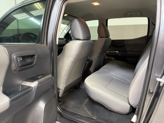 2022 Toyota Tacoma 4WD SR5 4WD V6 in , 