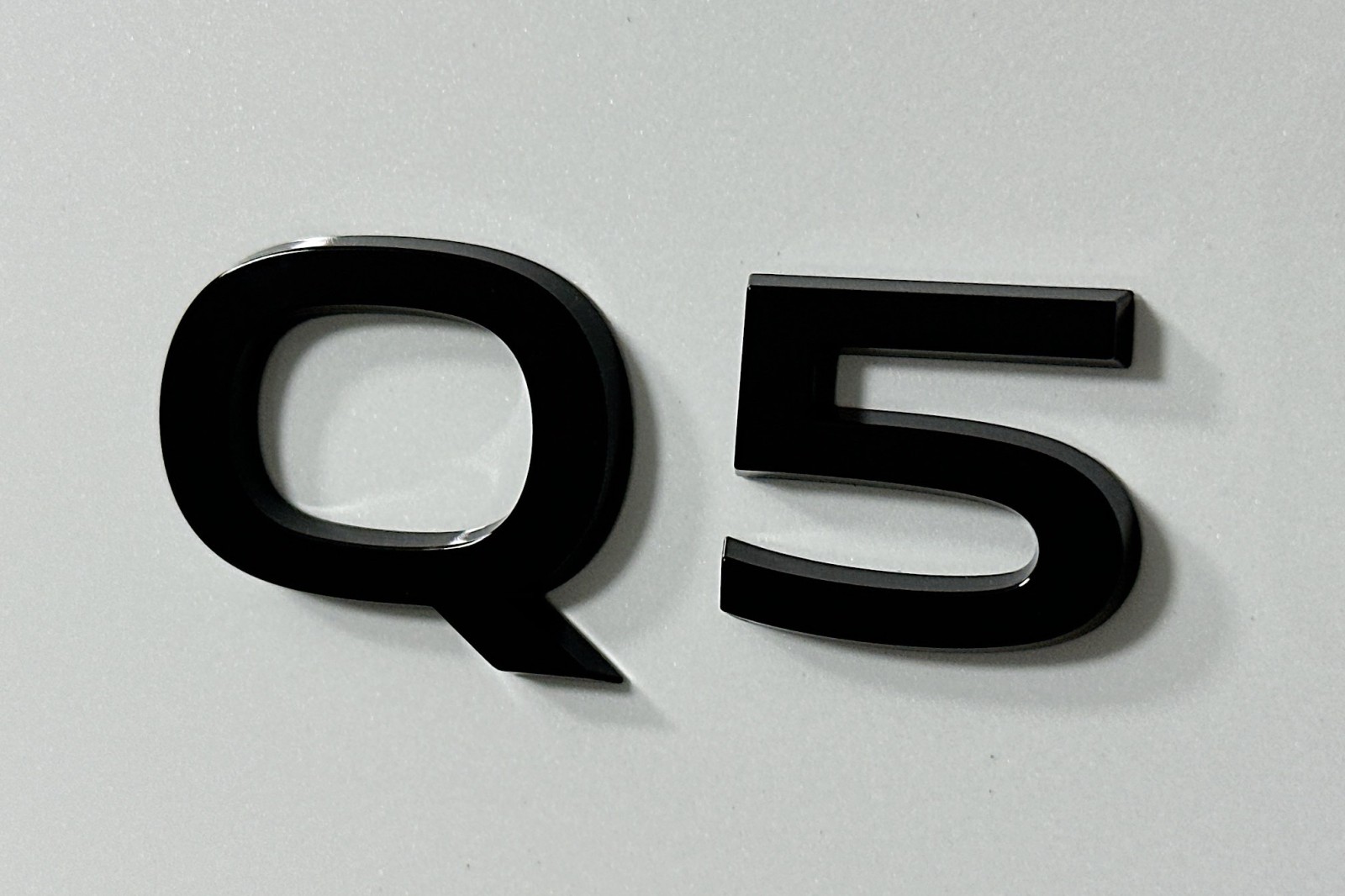 New 2025 Glacier White Metallic Audi Premium Plus image 10