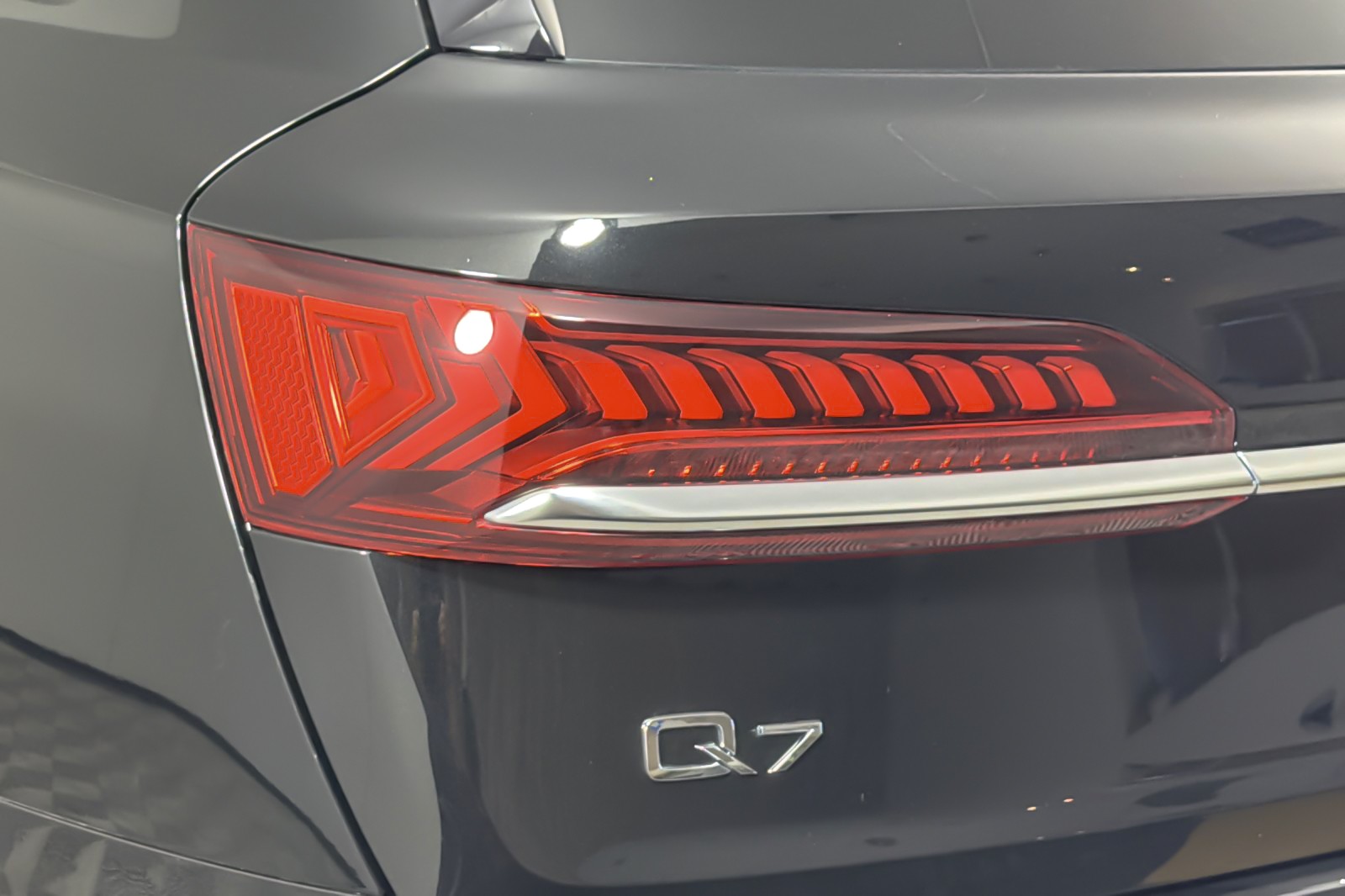 Used 2023 Mythos Black Metallic Audi Premium Plus 55 TFSI quattro image 27