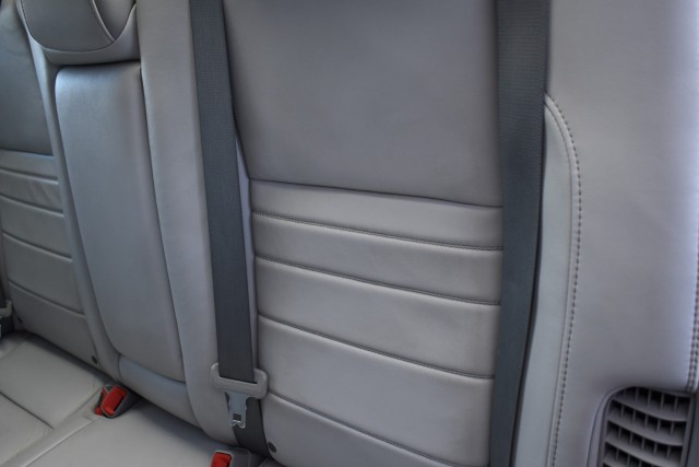2015 Toyota Camry Hybrid Hybrid Leather Heated Front Seats Keyless Start Sa 32