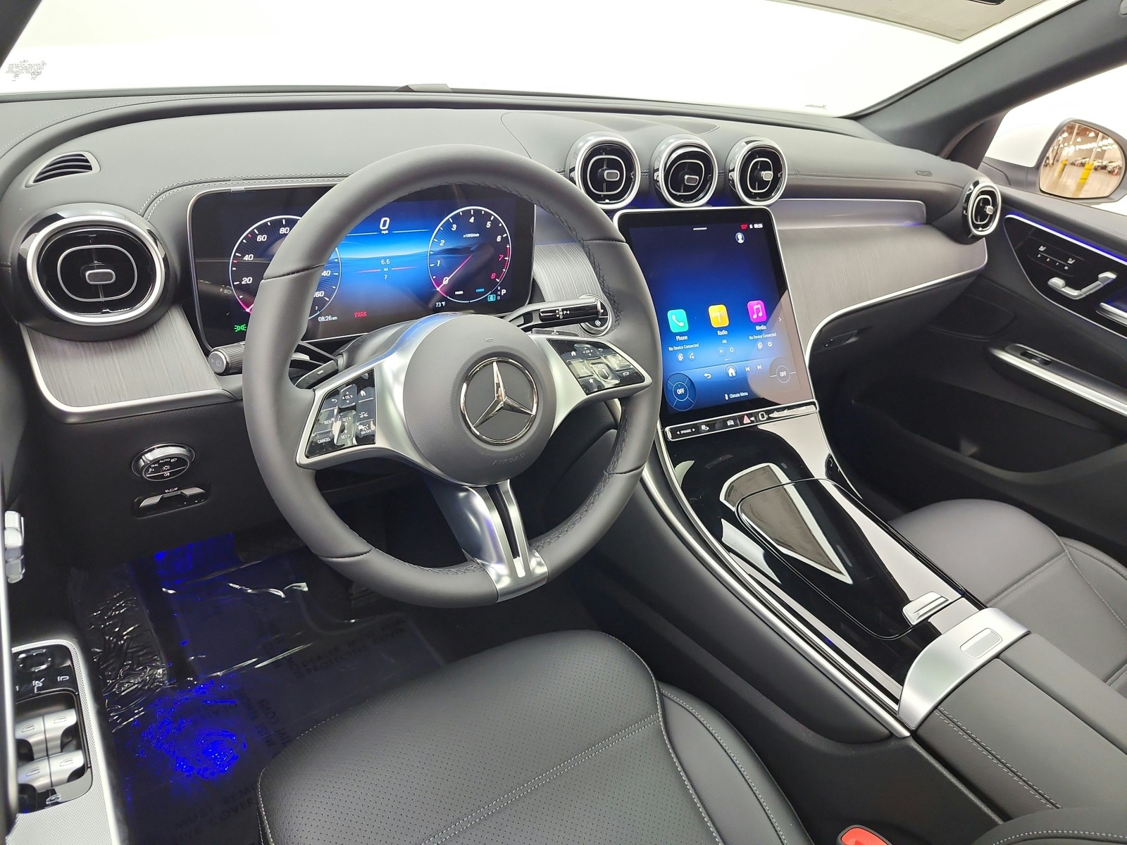 New 2027 Polar White Mercedes-Benz GLC 300 SUV image 9