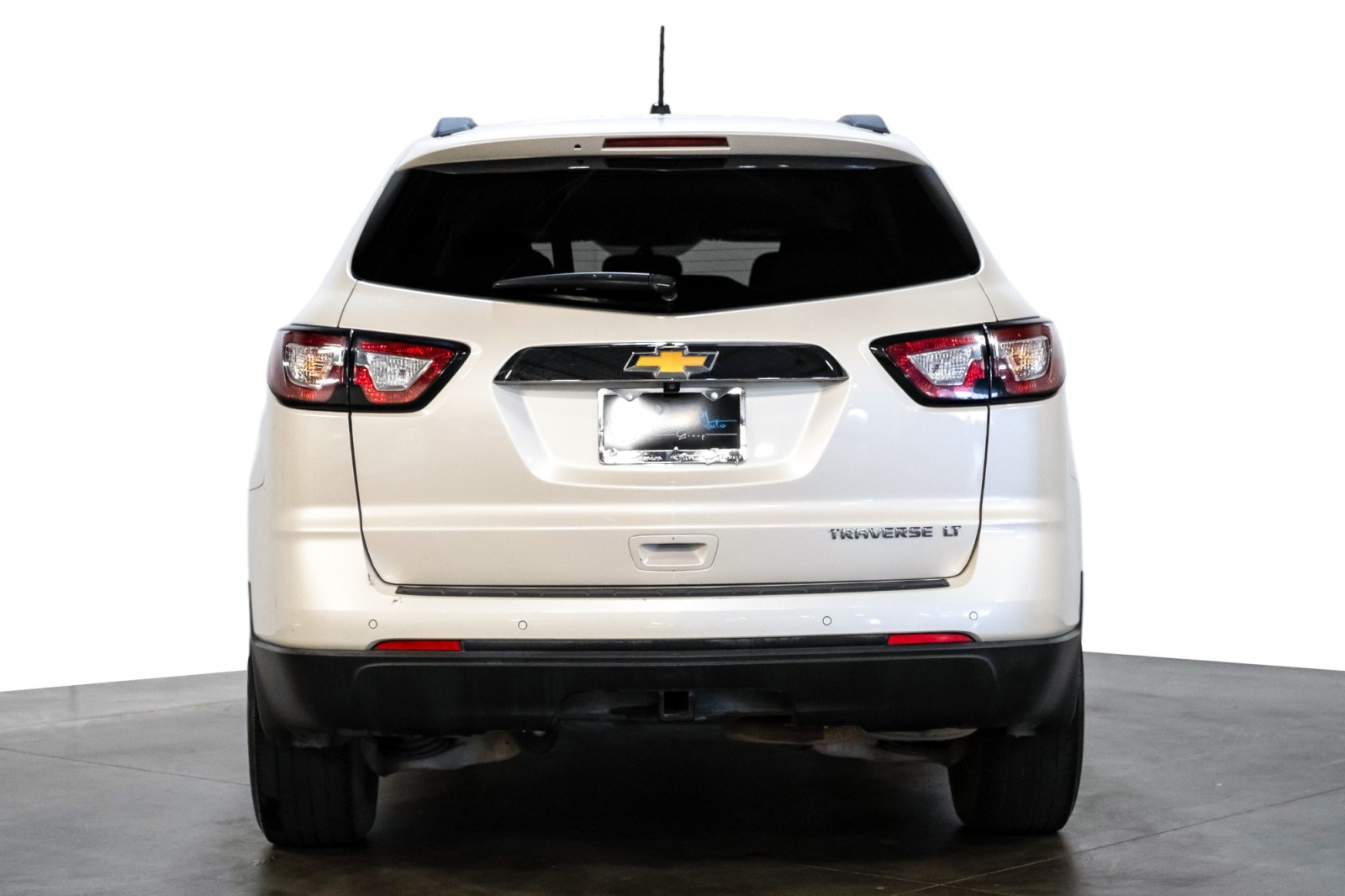 2014 Chevrolet Traverse LT CaptainSeating 3rdRowSeat RearClimatePkg 8